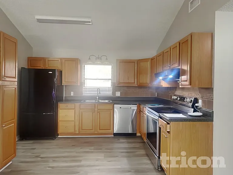 352 N Fork Pl — Photo 5