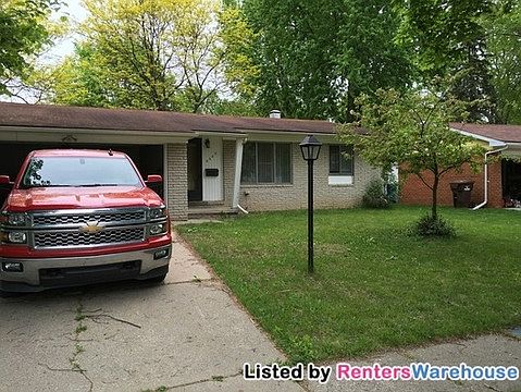 1st image of 8607 Heather Dr