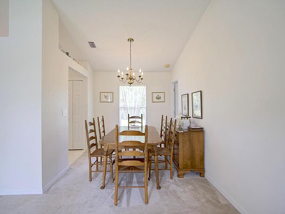 4th image of 4968 Alamanda Dr