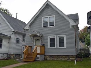1524 D Ave NE, Cedar Rapids, IA 52402