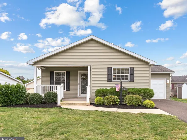 70 Juniper Cir #T, New Hope, PA 18938