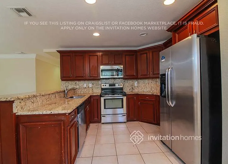 7302 Spinnaker Bay Dr — Photo 4
