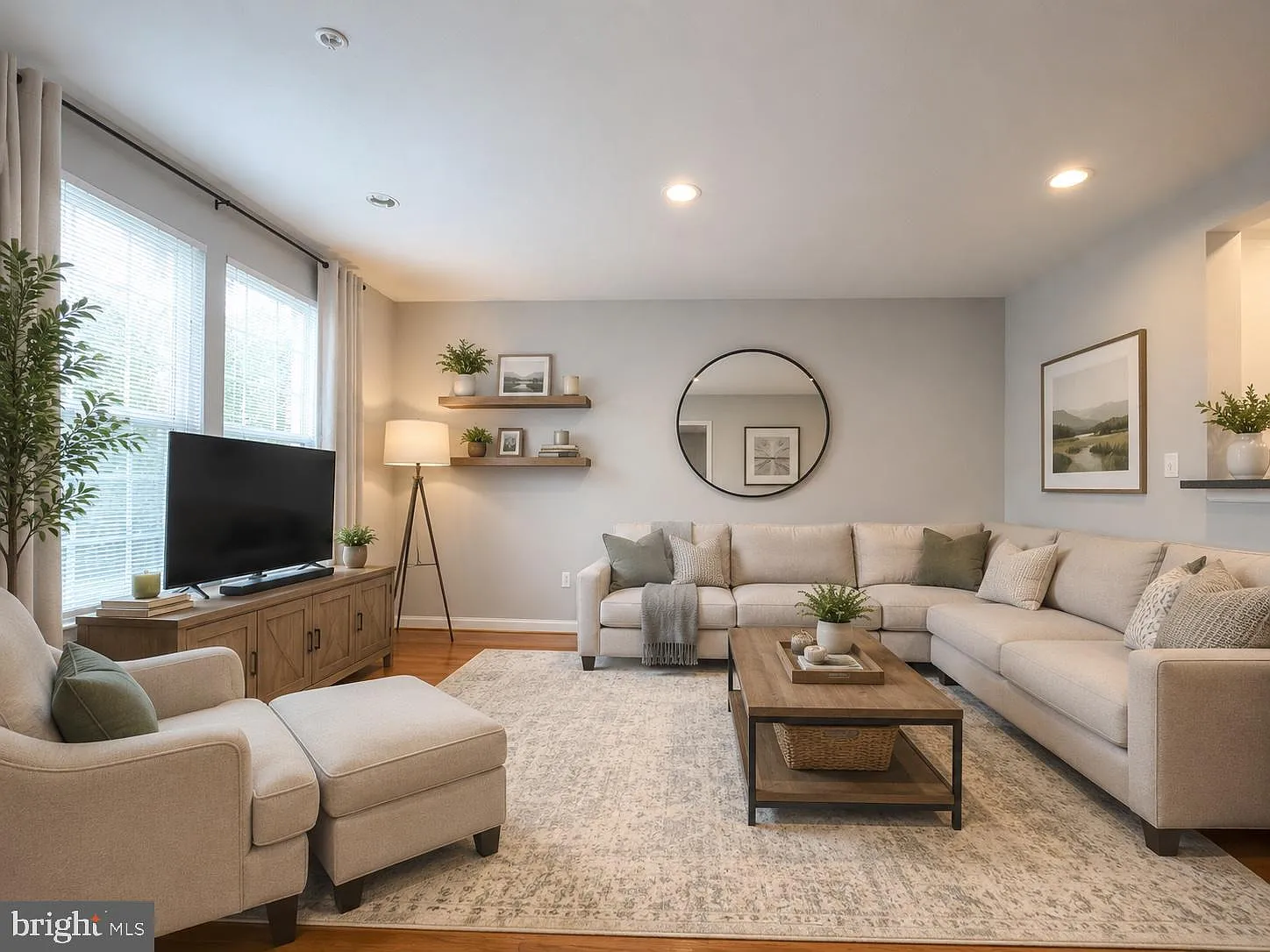 3 bed, 2.5 bath, 2640 sqft, $2,850 — Photo 4