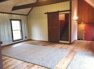 104 W Van Buren St, Philo, IL 61864