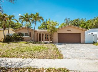 10460 NW 2nd Ct, Plantation, FL 33324