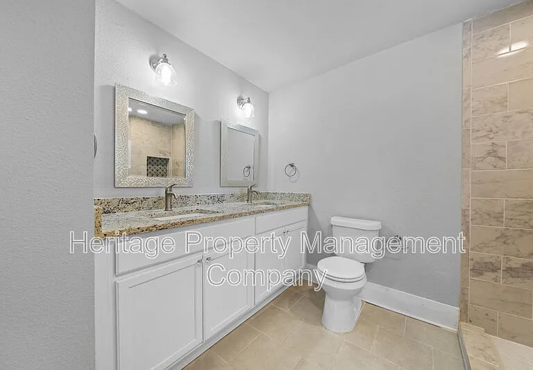 1031 Schley Ave — Photo 18
