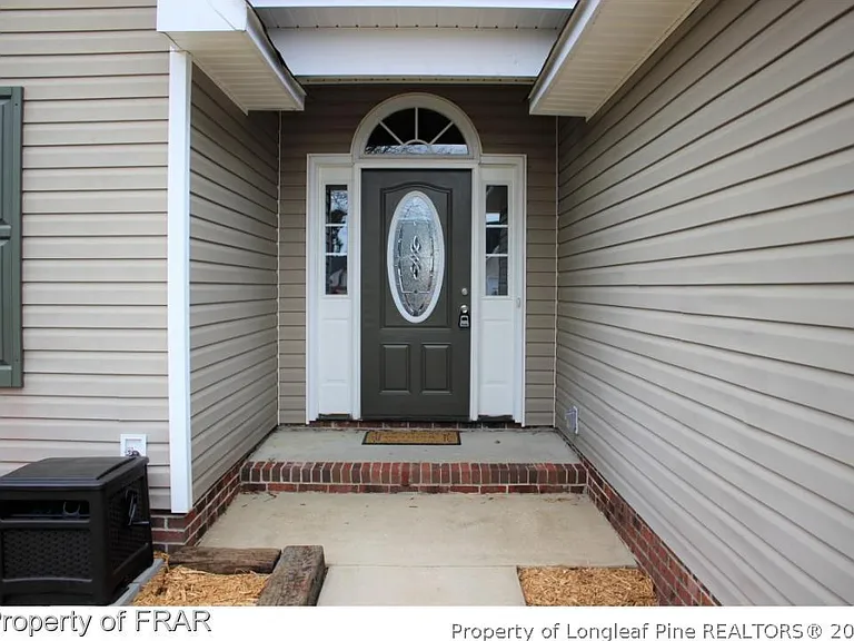 106 Sweet Bay Ct — Photo 2