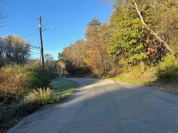 4th image of 1670 Kennedy Rd