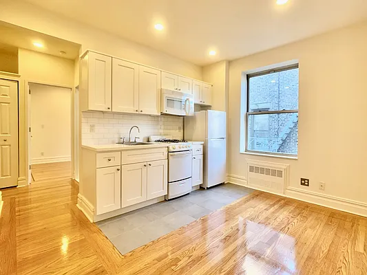 Rented by J & L Holding Corporation | media 12