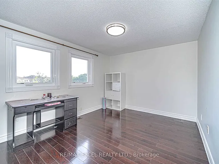 47 Whiteleaf Cres #UPPER — Photo 20