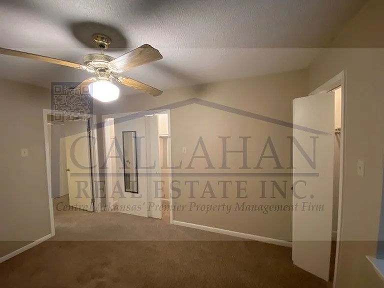 8 Towne Park Ct #10 — Photo 3