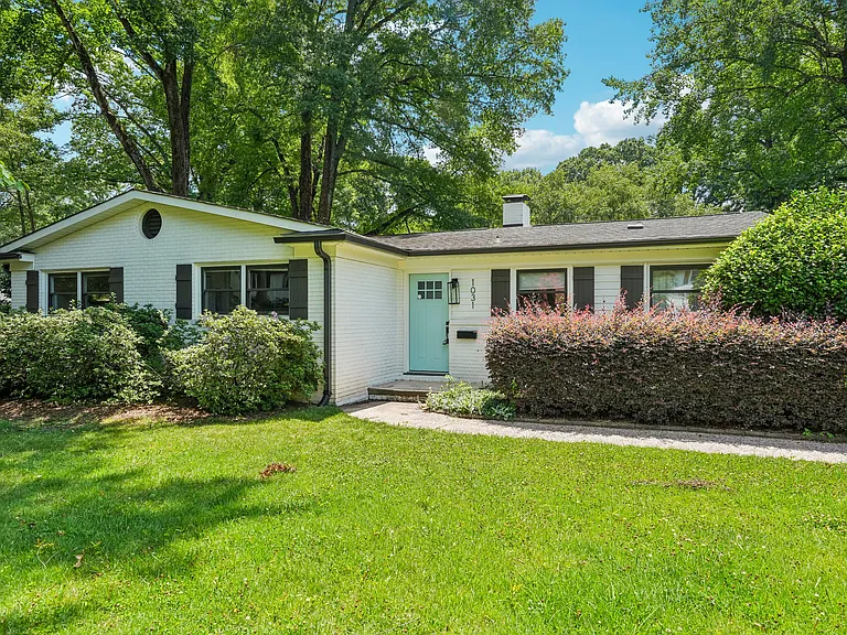 1031 Cutler Pl — Photo 2