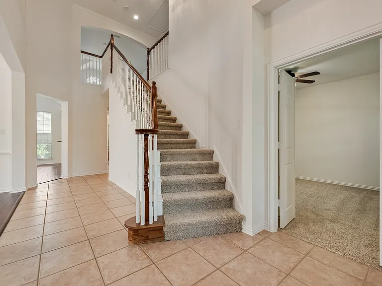 3104 Angus Dr — Photo 5