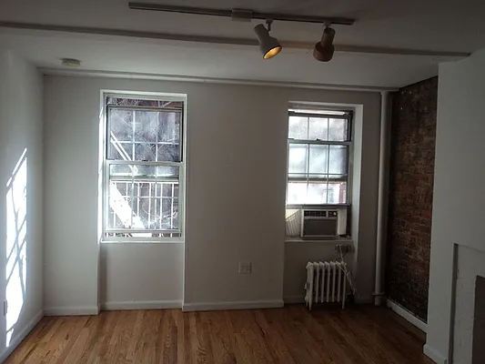 Rented by Sky Management | media 26