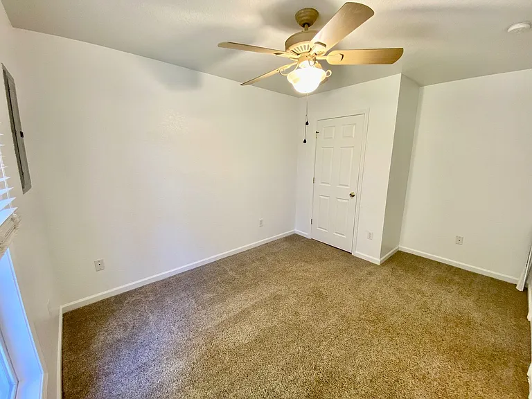 220 T F Kirkpatrick Way #D — Photo 14