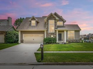 4805 Watermark Dr, Champaign, IL
