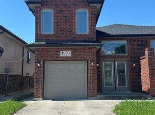 1993 Northway Ave, Windsor, ON N9B 0A4