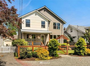 512 N 101st St, Seattle, WA 98133