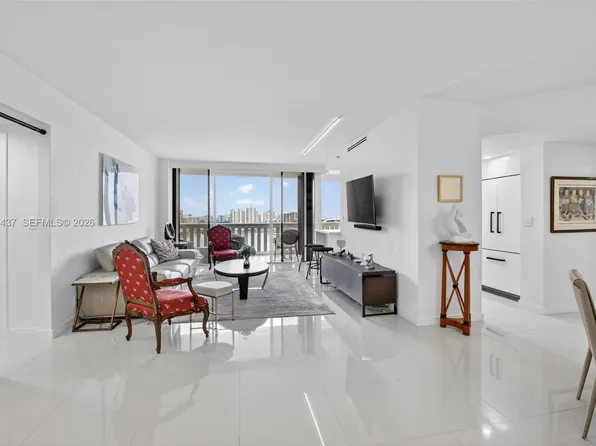 3000 Island Blvd APT 2404, Aventura, FL 33160