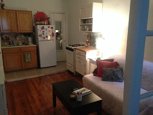 Rented by Level Group | media 9