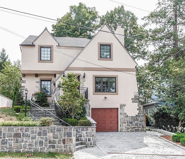 1st image of 47 Oak Ave