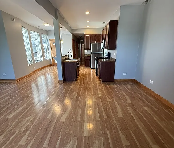 4030 S Indiana Ave #3 — Photo 6