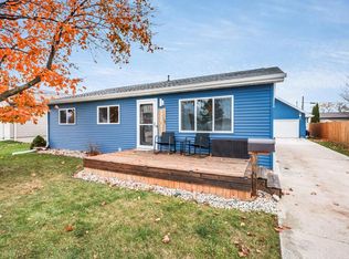 1720 S 25th St, Manitowoc, WI 54220