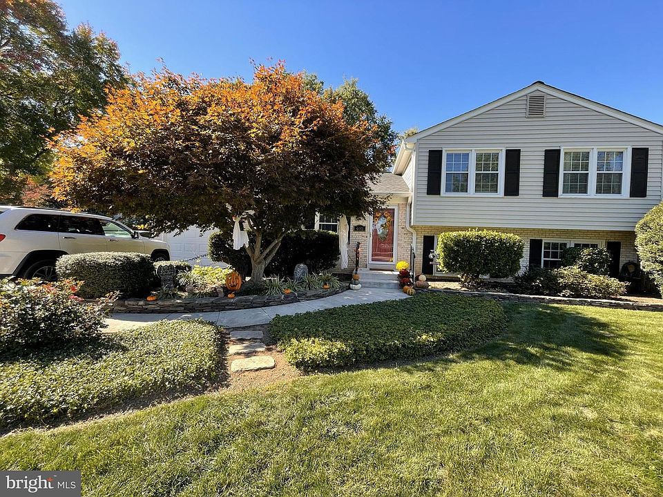1st image of 402 Dodd Dr NW