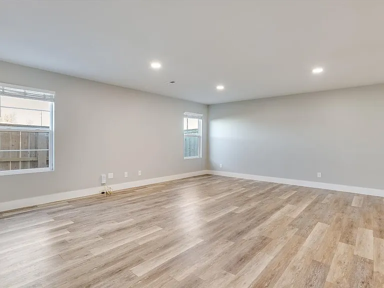 8845 W Haylee St — Photo 25