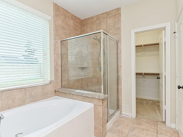 6026 Baileys Run Ln — Photo 21