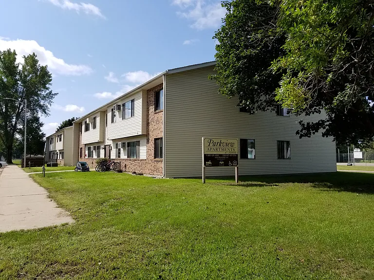 616 Dill Ave SW #5 — Photo 1