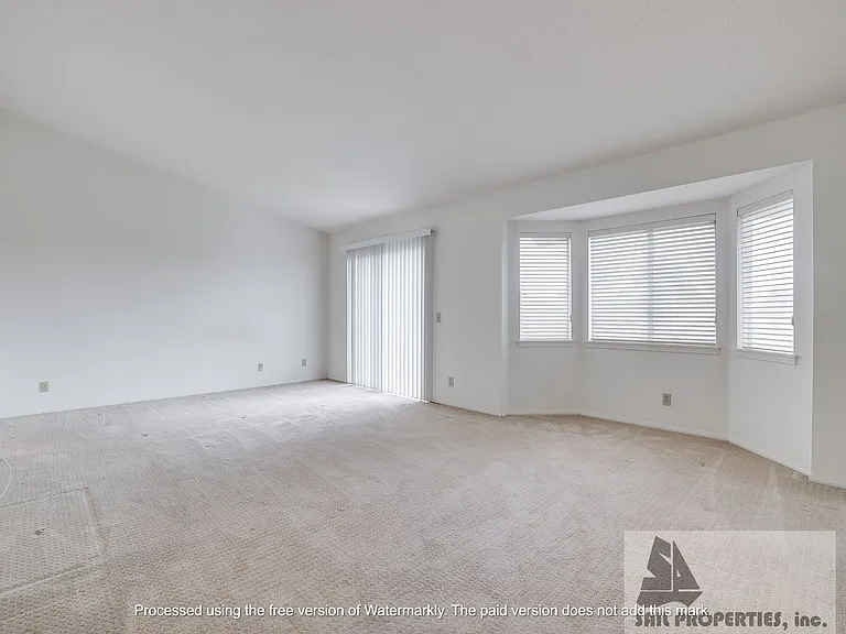 24041 Jacana Cir — Photo 16