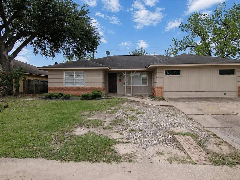 7941 Longridge Dr — Photo 1