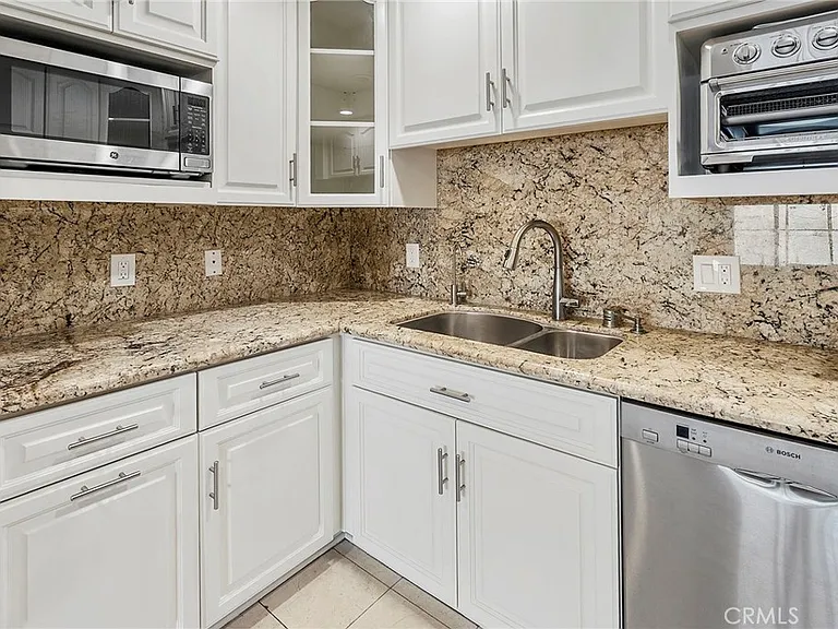 3200 La Rotonda Dr #613 — Photo 13