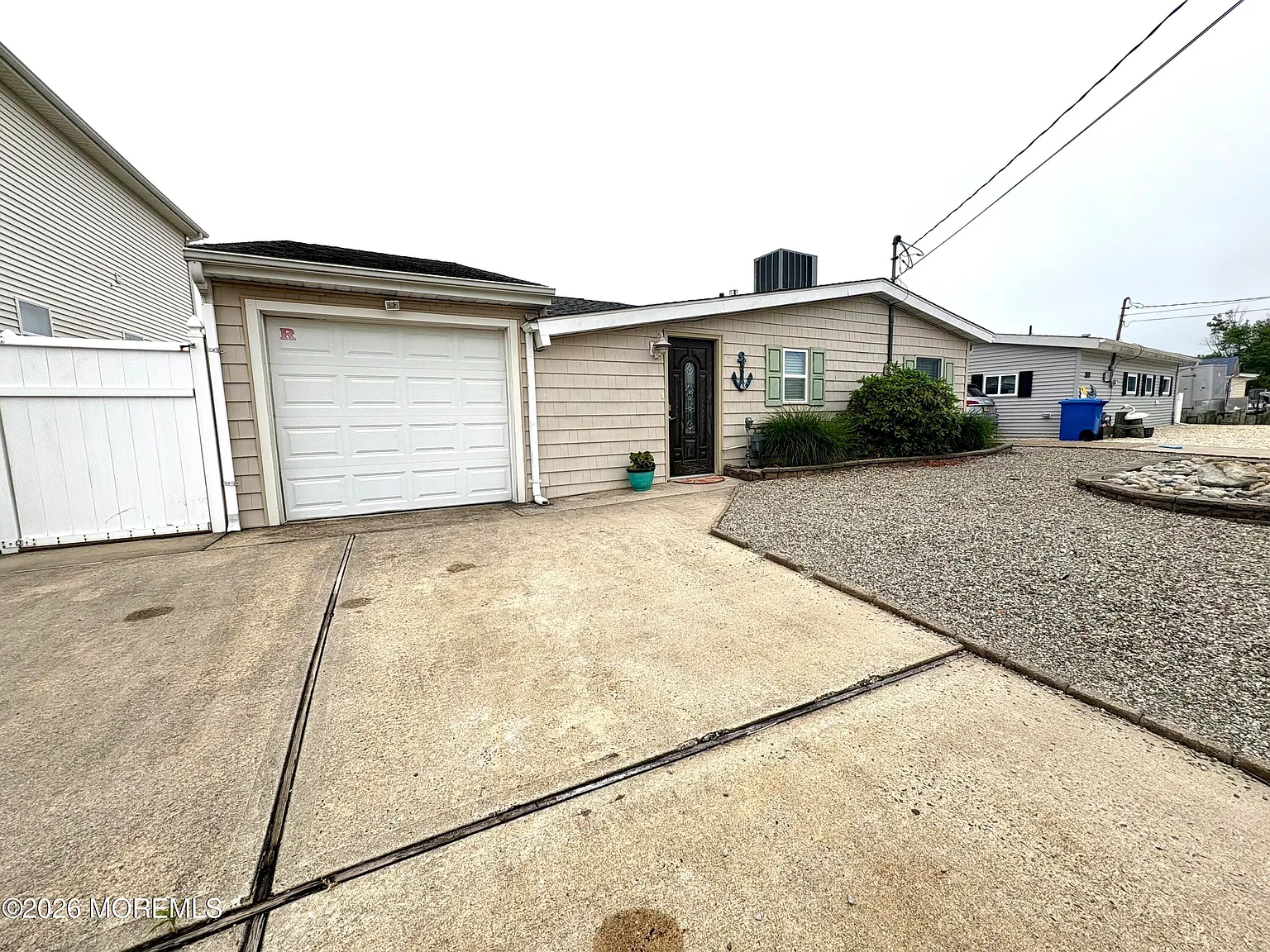 4 bed, 1463 sqft, $2,200 — Photo 3