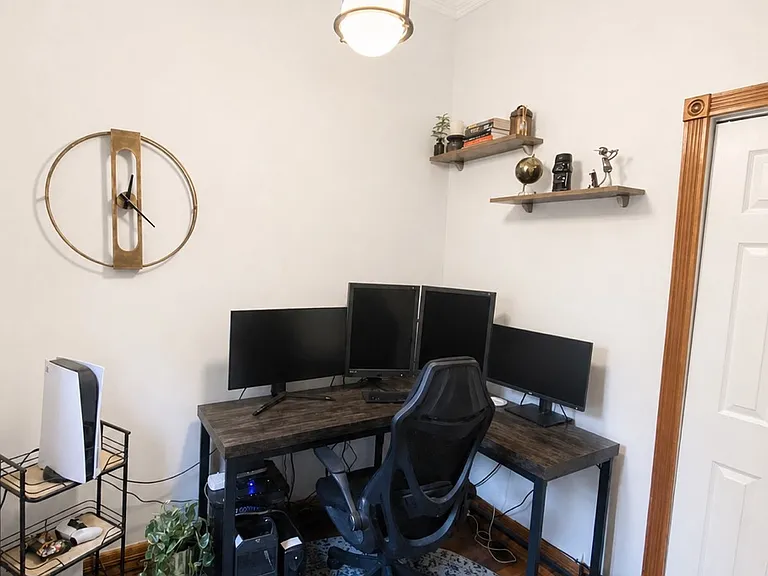 1624 W Huron St #2 — Photo 15