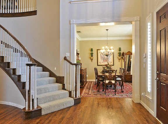 4th image of 3978 Veneto Dr