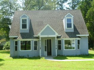 3125 N Riverside Dr, Lanexa, VA 23089