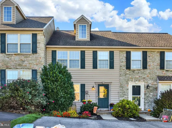 8 King Ct, Elizabethtown, PA 17022