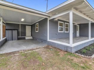 1898 Cemetery Rd, Tallahassee, FL 32305