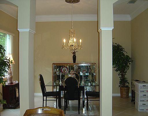 3rd image of 120 S Monterey Dr