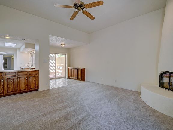 5th image of 7932 Woodleaf Dr NE