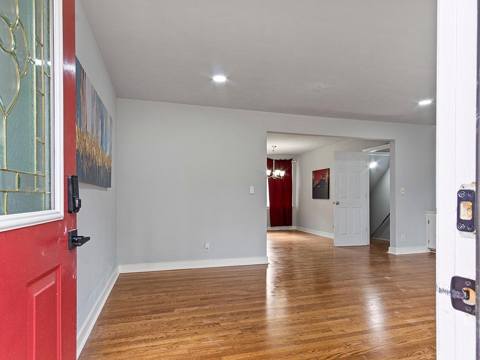 Front Door Entrance to Family Room