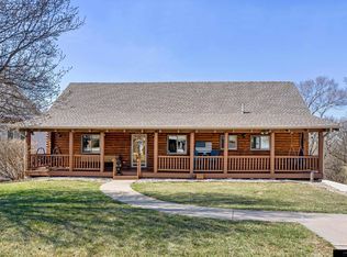 8616 Emerson Rd, Plattsmouth, NE 68048