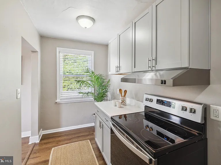 1841 Hillside Rd #2N — Photo 15