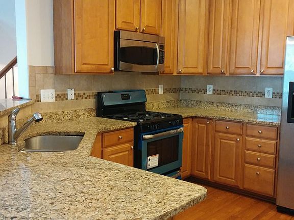 2nd image of 7130 Silverleaf Oak Rd
