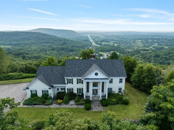 321 Museum Village Rd, Monroe, NY 10950