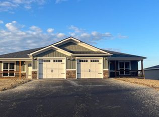 7615 Pea Ridge Rd #8-A, Hillsboro, OH 45133