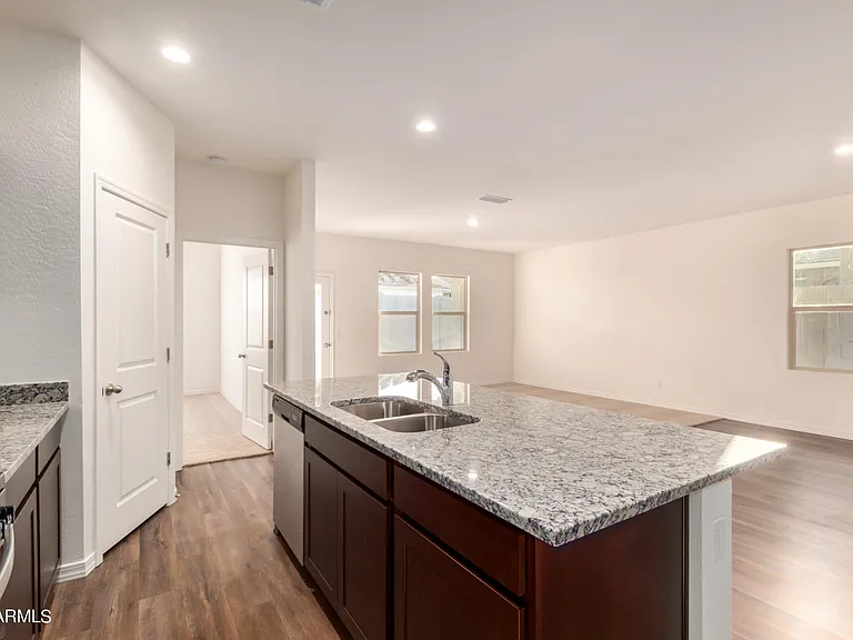 19585 W Annika Dr — Photo 17