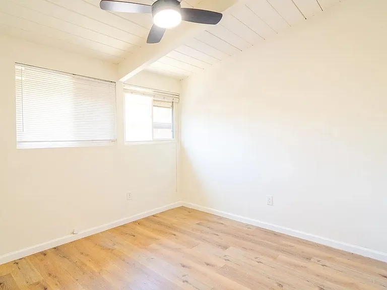 5418 Baja Dr — Photo 16